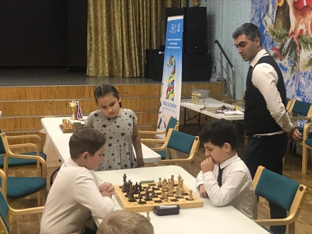 Теперь все своё свободное время посвящают шахматам